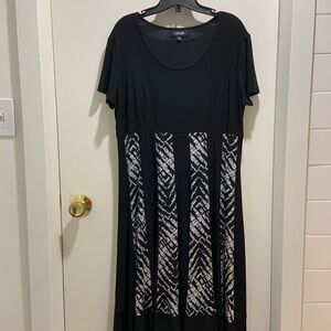 Chic Black and White Dress by Cato